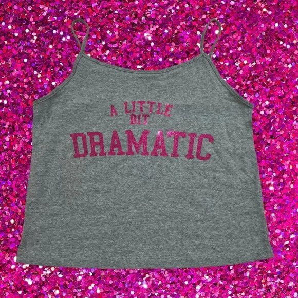 Vintage Tops - A little bit dramatic baby crop